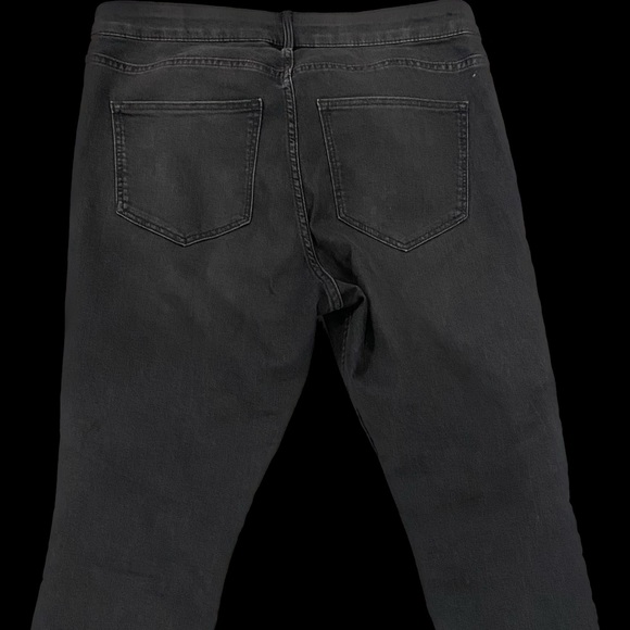 Size 33 Skinny Jeans - Picture 2 of 4